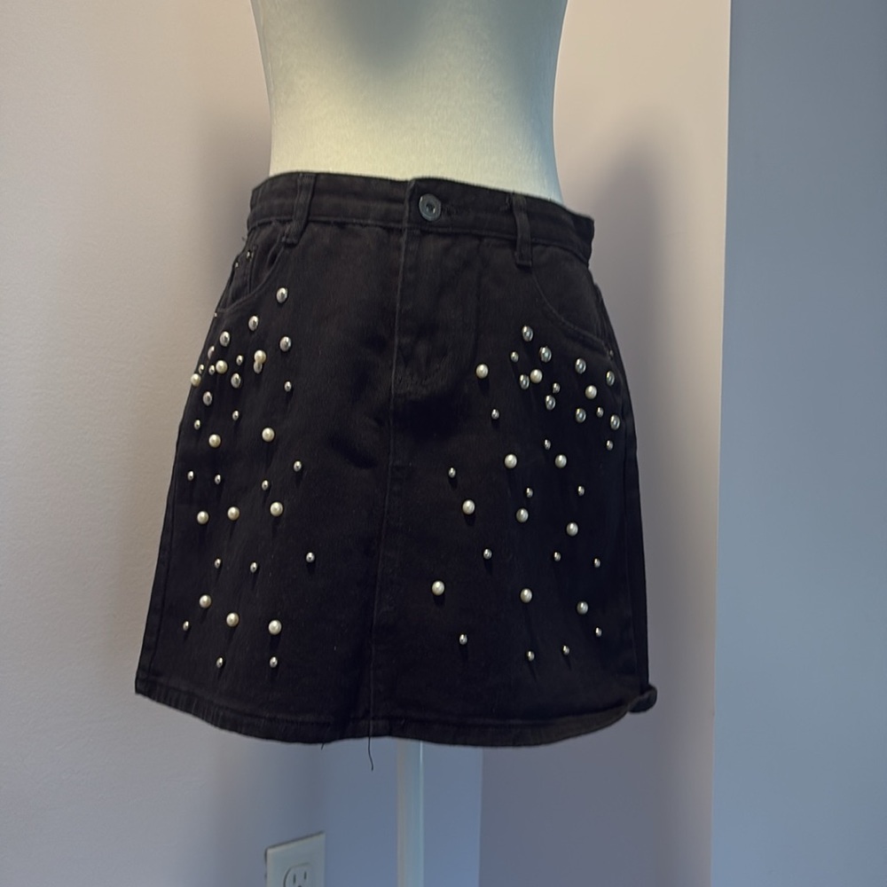 No Brand Studded denim skirt. - Picture 2 of 6